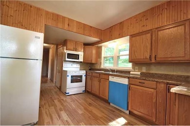 1535 NW 75th St, Clive, IA 50325 - photo 3