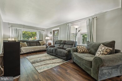 233 Cedarcroft Ave, Audubon, NJ 08106 - photo 4