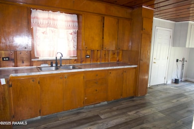 421 Cotton Ave, Eunice, LA 70535 - photo 5