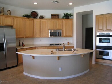 Kitchen Photo #2