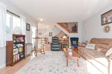 15 Manor House Ln unit 15, Uxbridge, MA 01569 - photo 5