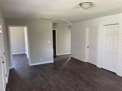 1447 Baxter Ridge Rd, Lawrenceburg, KY 40342 - photo 5