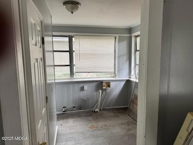 1334 Dewey St, Macon, GA 31206 - photo 3