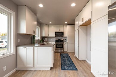 1929 N 7th St-7