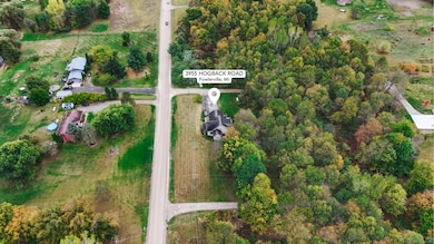 3955 Hogback Rd, Fowlerville, MI 48836 - photo 6