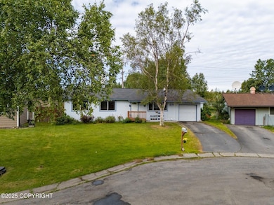 2541 Lyvona Ln-003