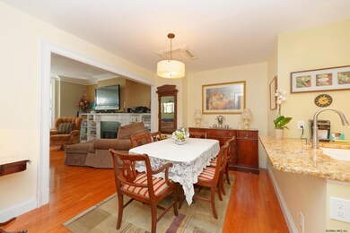 429 State St, Albany, NY 12203 - photo 3