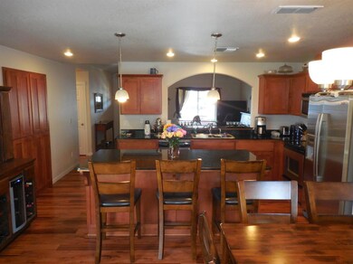 1394 SW David Dr, Grants Pass, OR 97527 - photo 3