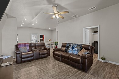 1102 Cajun St, Odessa, TX 79765 - photo 4