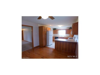 Kitchen/Dining Area