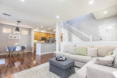 5 - 2884 Capella Way - HsH Prod.-21