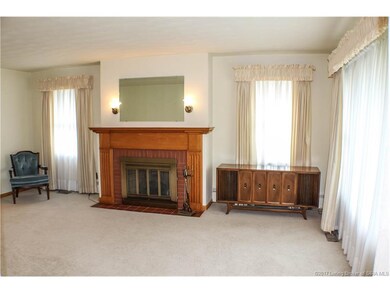 1652 Summit Ave, New Albany, IN 47150 - photo 3