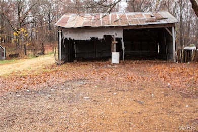 13721 Bcr 500, Marble Hill, MO 63764 - photo 2