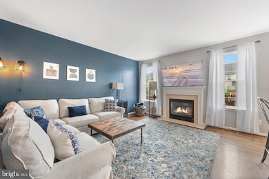 25505 Beresford Dr, Chantilly, VA 20152 - photo 5