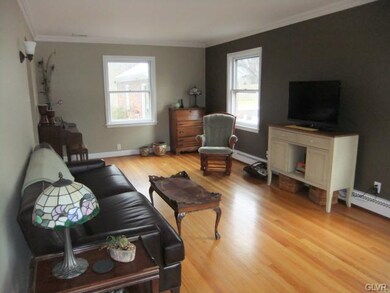 427 N 28th St, Allentown, PA 18104 - photo 2