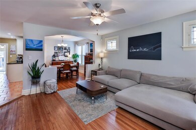 Partial view as you enter home.