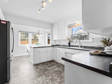 1520 12th St, Oregon City, OR 97045 - photo 5