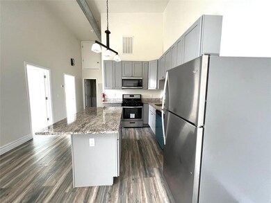 374 W Main St unit 202, Bath, PA 18014 - photo 6