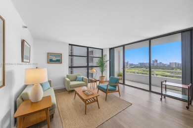 Delvista Towers Condominium unit 1813, Miami, FL 33180 - photo 2