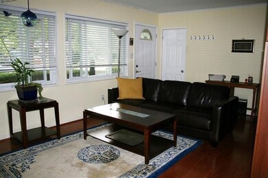 811 Starwick Dr, Ann Arbor, MI 48105 - photo 5