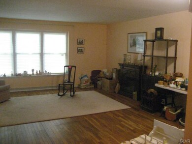 257 Spring St unit A, Bethlehem, PA 18018 - photo 4