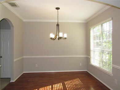 3519 Englewood Dr, Pearland, TX 77584 - photo 5