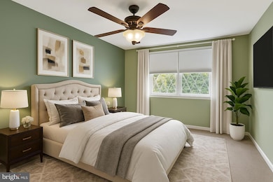 335 Hermitage St unit B, Philadelphia, PA 19128 - photo 5