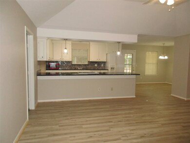 15815 Kropik Rd, Conroe, TX 77306 - photo 7