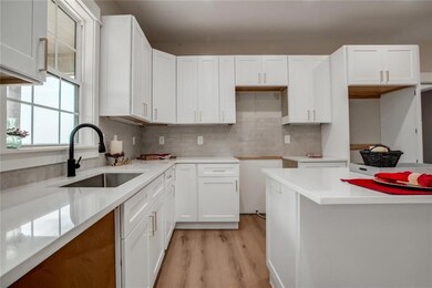 3559 Delaware Rd, Pomona, KS 66076 - photo 7