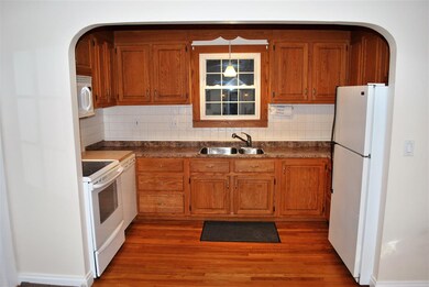 136 S Hall St, Manchester, NH 03103 - photo 7