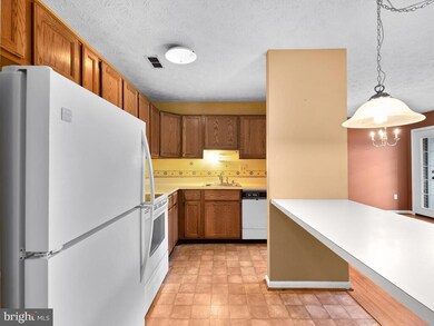 2136 Wainwright Ct unit NO1B, Frederick, MD 21702 - photo 4