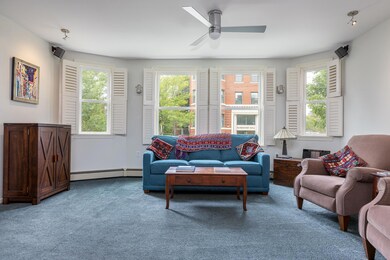 215 Vaughan St.#2_W5_003