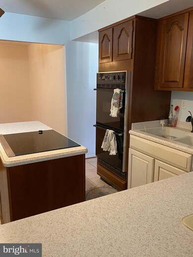 19039 Ridge Rd, Colonial Beach, VA 22443 - photo 4