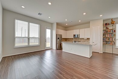 22762 Sutherland Bend Ln, Richmond, TX 77469 - photo 4