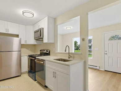 19 Harvest Way unit B, Waterford, NY 12188 - photo 4