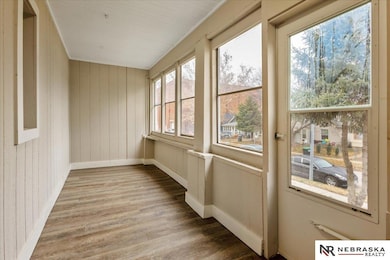 1330 S 21st St, Omaha, NE 68108 - photo 3