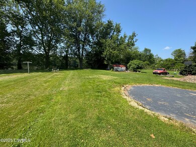 315 W 2nd St, Nescopeck, PA 18635 - photo 5