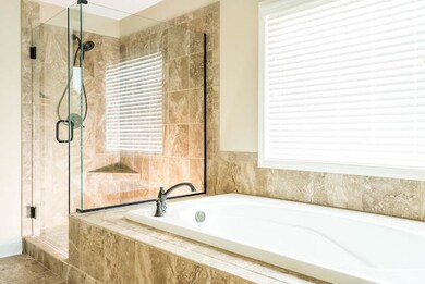 2035 Creekside Manor Ln, Knoxville, TN 37932 - photo 7