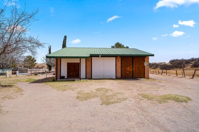 12485 Gage St, Clint, TX 79836 - photo 5