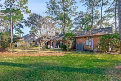 311 Paul Revere Dr, Houston, TX 77024 - photo 7