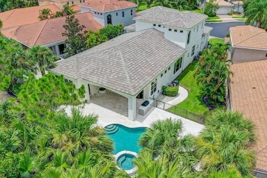 184 Viera Dr, Palm Beach Gardens, FL 33418 - photo 2