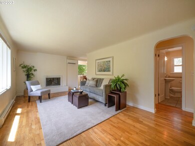 1842 Riverview St, Eugene, OR 97403 - photo 5