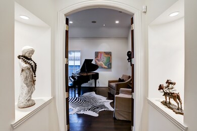 11902 Longleaf Ln, Houston, TX 77024 - photo 6