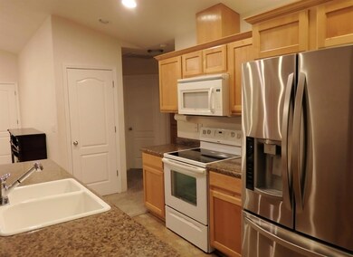 117 Aztec Ct, Grants Pass, OR 97527 - photo 5