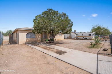 758 W Santa Paula St, Tucson, AZ 85706 - photo 4