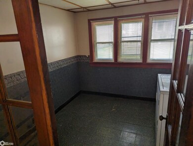 311 W Jefferson St, Osceola, IA 50213 - photo 6