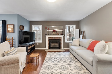 16 Meena Dr, Worcester, MA 01603 - photo 5