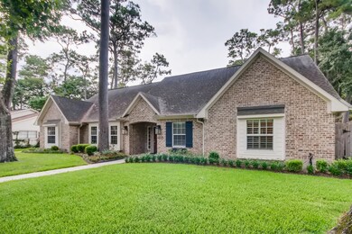 12122 Broken Bough Dr, Houston, TX 77024 - photo 3