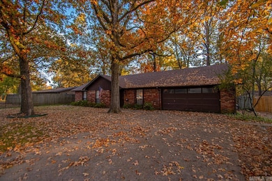 1905 Hutto St, Conway, AR 72032 - photo 4