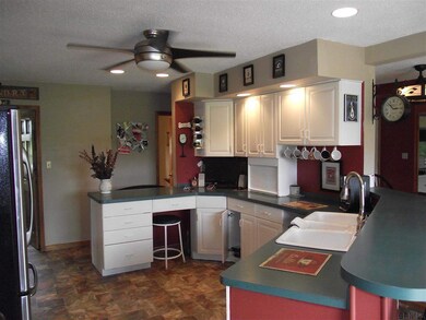 299 Lockrow Rd, Troy, NY 12180 - photo 6